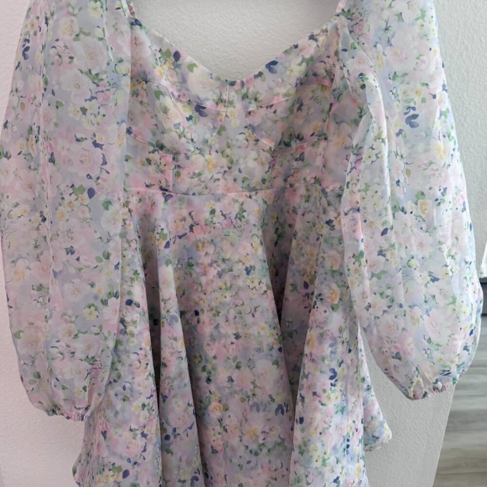 Selkie Floral Print Puff Sleeve | Size L. - Picture 4 of 5